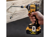 Набор из двух инструментов DeWALT: дрель-шуруповерт DCD805 + шуруповерт DCF850, DCK2050E2T