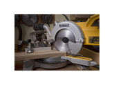 Торцовочная пила DeWALT DWS778, 1850 Вт, 4300 об/мин