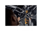 Аккумуляторный угловой гайковерт DEWALT, 18 В, с трещоткой, 95 Нм, 250 об/мин, с АКБ 2 Ач и ЗУ, в сумке, DCF512D1