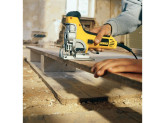Лобзик с корпусной рукояткой DEWALT DW333KT, 701 Вт, в кейсе