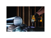Компактный импульсный бесщеточный шуруповерт 10.8 (12) В DeWALT DCF801D2