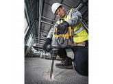 Аккумуляторный бесщеточный перфоратор DeWALT, 18 В, 2.1 Дж, 4600 уд/мин, 1100 об/мин, с 2 АКБ 5 Ач и ЗУ, в кейсе, DCH273P2