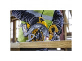 Аккумуляторная дисковая ручная пила DeWALT FlexVolt DCS578N, 54 В, 190мм
