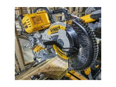 Аккумуляторная торцовочная пила DeWALT FLEXVOLT DCS727N, 54В, XR, 4300 об/мин