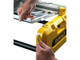 Комбинированная торцовочная-распиловочная пила DeWALT DW743N, 2000 Вт, 2850 об/мин