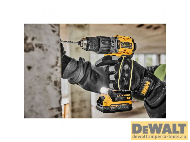 Аккумуляторная ударная бесщеточная дрель-шуруповерт DeWALT, 18 В, 2000 об/мин, 34000 уд/мин, с АКБ 1.7 Ач и ЗУ, в кейсе TSTAK, DCD805E1T Аккумуляторная ударная бесщеточная дрель-шуруповерт DeWALT, 18 В, 2000 об/мин, 34000 уд/мин, с АКБ 1.7 Ач и ЗУ, в кейсе TSTAK, DCD805E1T