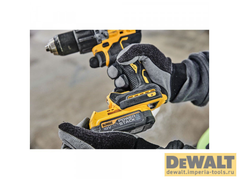 Аккумуляторная ударная бесщеточная дрель-шуруповерт DeWALT, 18 В, 2000 об/мин, 34000 уд/мин, с АКБ 1.7 Ач и ЗУ, в кейсе TSTAK, DCD805E1T Аккумуляторная ударная бесщеточная дрель-шуруповерт DeWALT, 18 В, 2000 об/мин, 34000 уд/мин, с АКБ 1.7 Ач и ЗУ, в кейсе TSTAK, DCD805E1T