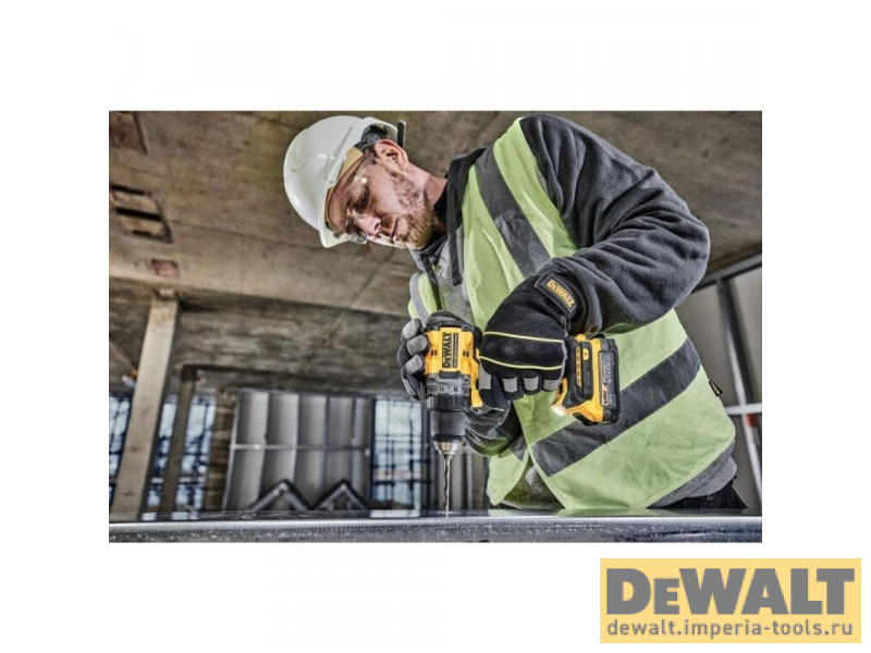 Аккумуляторная дрель DeWALT DCD800E2T, кейс, 18В, 2 АКБ 1.7 Ач, ЗУ Аккумуляторная дрель DeWALT DCD800E2T, кейс, 18В, 2 АКБ 1.7 Ач, ЗУ