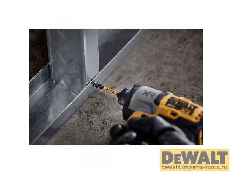 Набор оснастки DeWALT, 38 предметов, в кейсе + защитные очки в комплекте, DT70733T