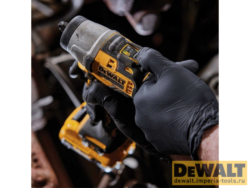 Аккумуляторный компактный импульсный гайковерт DeWALT DCF902D2, 10.8 (12) В, 2 Ач, кейс Аккумуляторный компактный импульсный гайковерт DeWALT DCF902D2, 10.8 (12) В, 2 Ач, кейс