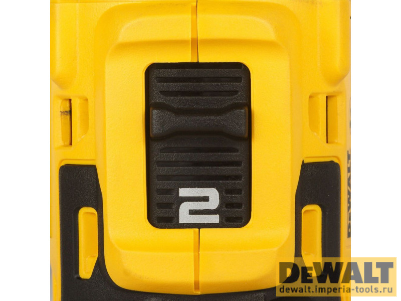 Аккумуляторная бесщеточная дрель-шуруповерт DeWALT, 18 В, 1650 об/мин, с 2 АКБ 1.5 Ач и ЗУ, в кейсе TSTAK, DCD708S2T