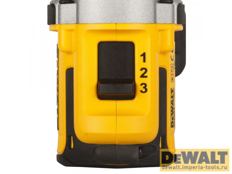 Аккумуляторная бесщеточная дрель-шуруповерт DeWALT, 18 В, 2000 об/мин, c АКБ 9 Ач и ЗУ в кейсе, DCD991X1 Аккумуляторная бесщеточная дрель-шуруповерт DeWALT, 18 В, 2000 об/мин, c АКБ 9 Ач и ЗУ в кейсе, DCD991X1