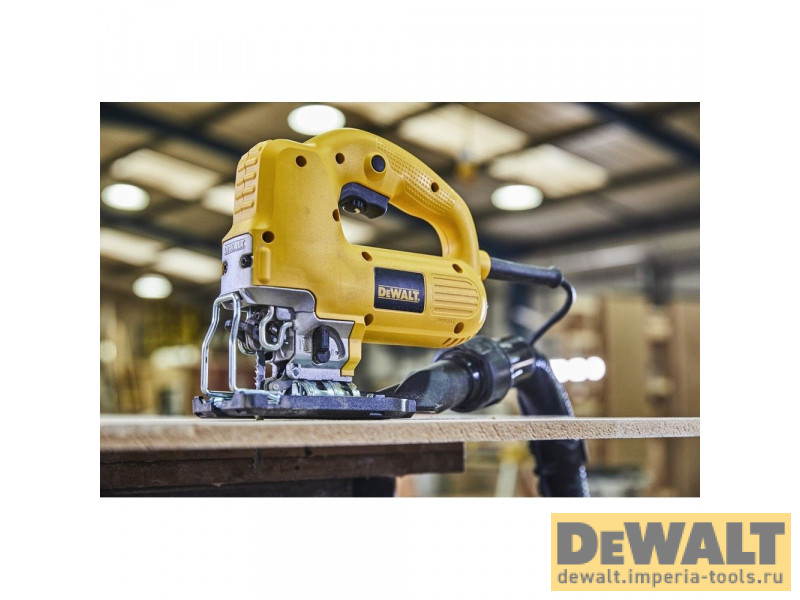 Лобзик с верхней рукояткой DeWALT DW341K, 550 Вт Лобзик с верхней рукояткой DeWALT DW341K, 550 Вт