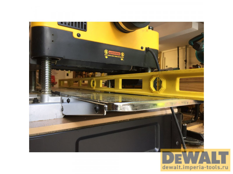 Навесные столики (2 шт.) для DW735 DeWALT DW7351 Навесные столики (2 шт.) для DW735 DeWALT DW7351