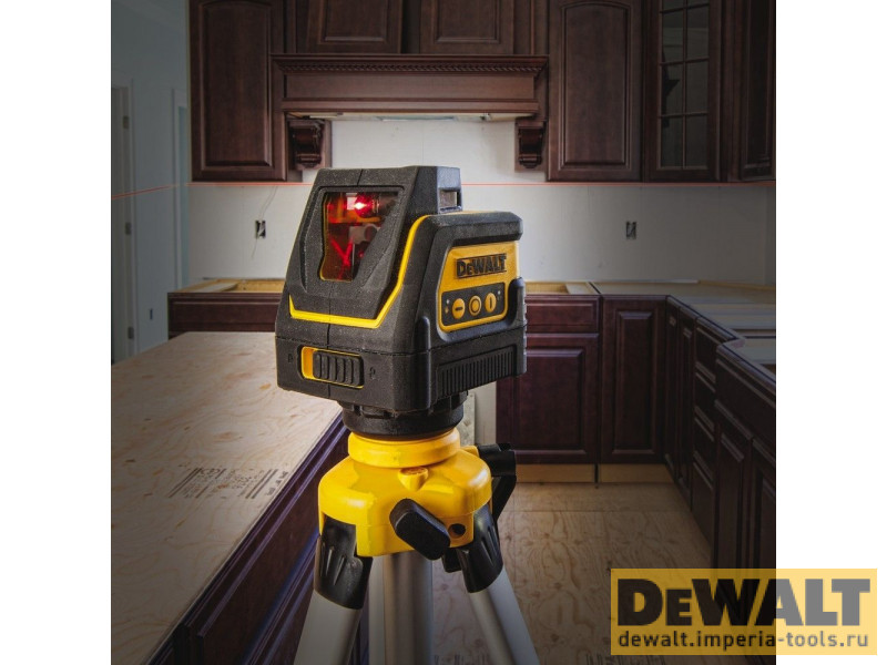 Самовыравнивающийся линейный КРАСНЫЙ лазерный уровень DeWALT DW0811 Самовыравнивающийся линейный КРАСНЫЙ лазерный уровень DeWALT DW0811